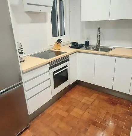 La Puerta Al Mar Apartment *